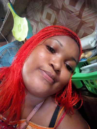 Ines 27 ans Bazou Cameroun