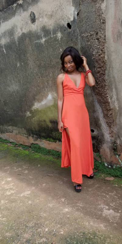 Josy 28 ans Yaoundé Cameroun