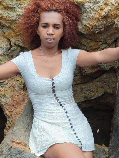 Natacha 33 ans Antsiranana  Madagascar