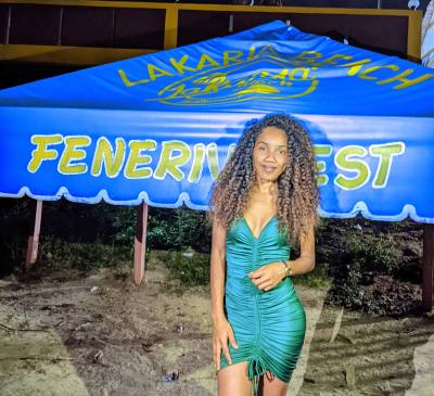 Florine 24 Jahre Toamasina Madagaskar