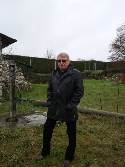 Michel 69 ans Chatellerault France