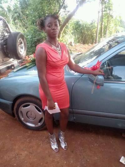 Armelle 26 ans Yaoundé Cameroun