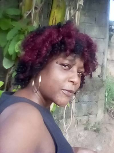 Nadia 41 ans Douala Cameroun