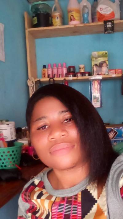 Celestine 40 ans Yaounde Cameroun