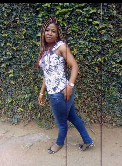 Ariane 31 years Yaoundé  Cameroon