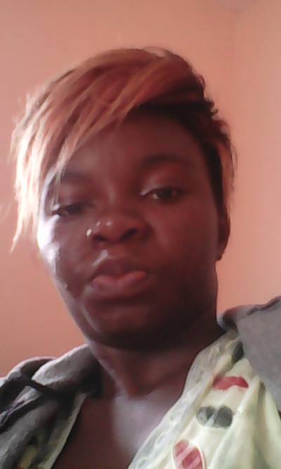 Manuella prisca 31 ans Ebolowa Cameroun