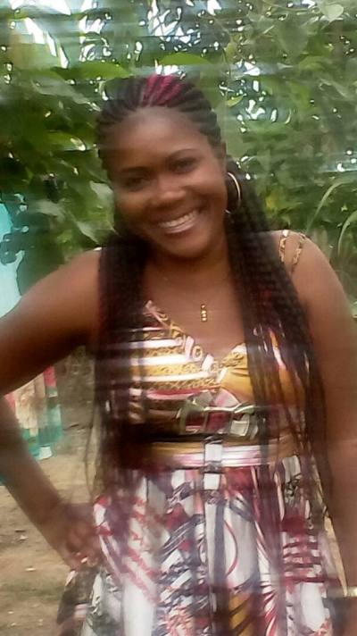 Agnes 39 ans Yaoundé Cameroun