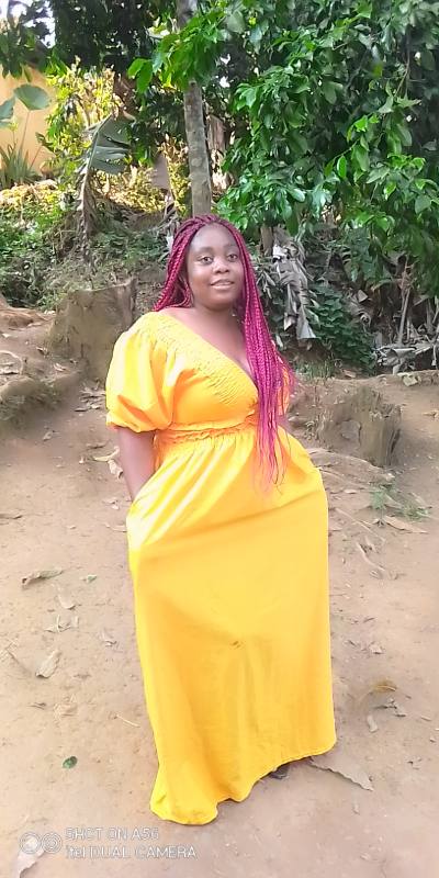 Jeanne 30 Jahre Ebolowa  Kamerun