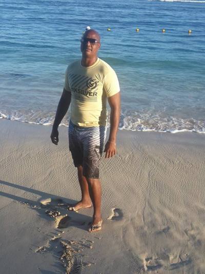 Danele 46 ans Port Louis Maurice