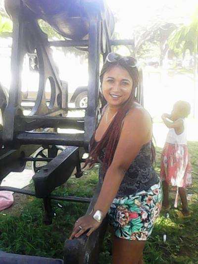 Emilienne 36 Jahre Toamasina Madagaskar