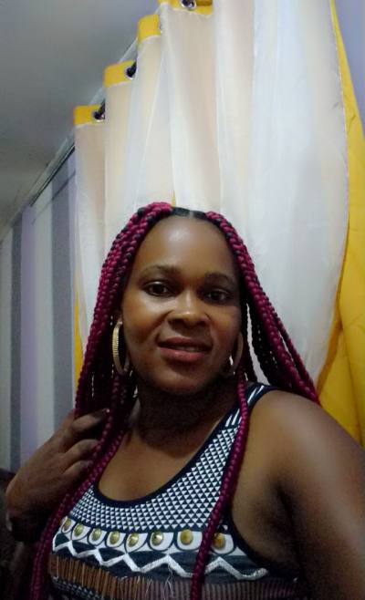 Laure 34 years Douala  Cameroon
