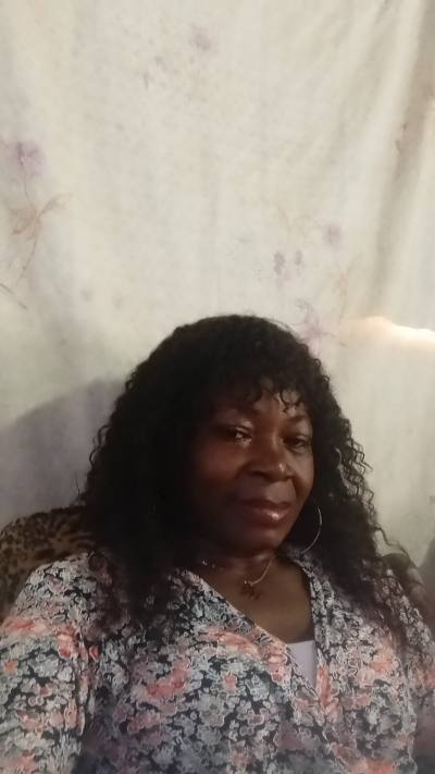 Fifine 53 years Yaoundé Cameroon