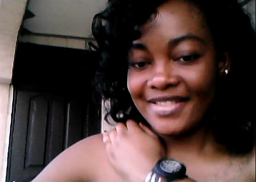 Esther 35 ans Yaounde Cameroun