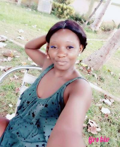 Marie 33 ans Camerounaise Cameroun