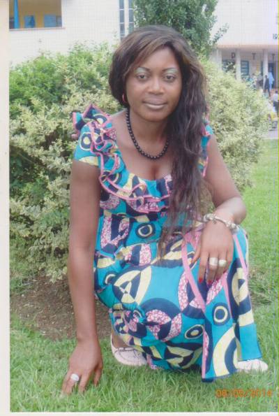 Michelle  43 ans Yaounde Cameroun