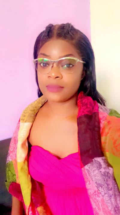 Muriella 32 ans Centre Cameroun