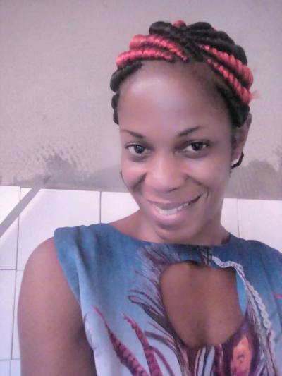 Marie Solange 45 ans Yaoundé Cameroun
