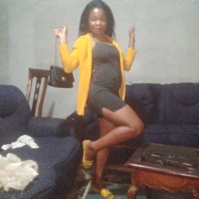 Martha 30 Jahre Yaoundé Cameroun