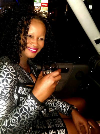 Laidia 39 Jahre Libreville  Gabun