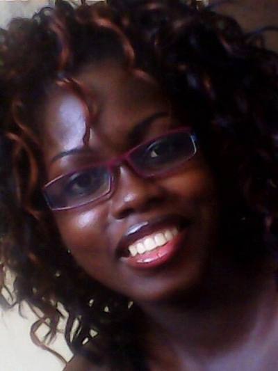 Maryjo  34 Jahre Abidjan  Elfenbeinküste