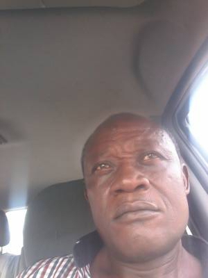 George 55 ans Douala Cameroun