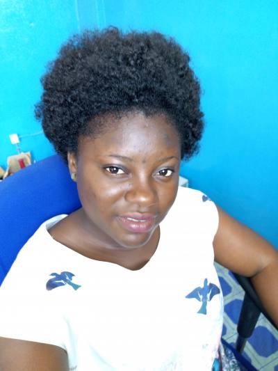 Beatrice 29 ans Lomé Togo
