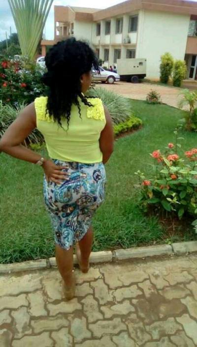 Astride 32 ans Yaounde Cameroun