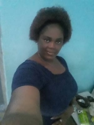 Tania 36 Jahre Abidjan  Elfenbeinküste