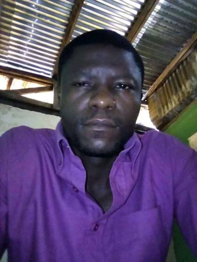 Eric 42 ans Douala Cameroun