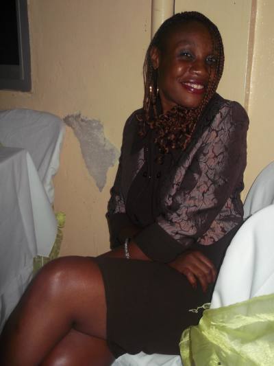 Corinne 41 years  Dschang Cameroon