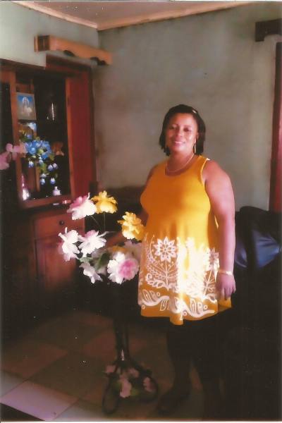 Albertine 56 ans Toamasina Madagascar