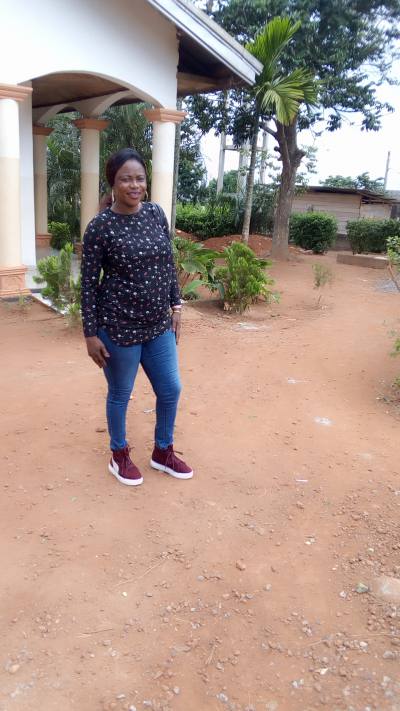Jeanne 49 years Yaoundé 3 Cameroon