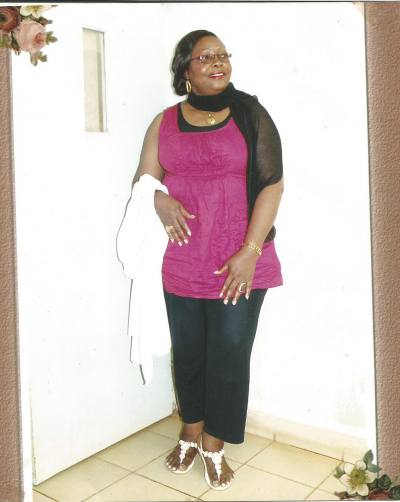 Naomie 46 ans Yaoundé Cameroun