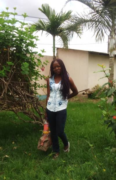 Madeleine 33 ans Yaoundé Cameroun