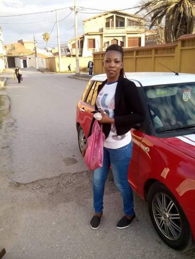 Stephanie jorelle 33 years Kribi  Cameroon