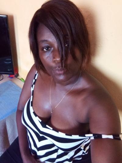 Eleanor 36 Jahre Douala  Cameroun