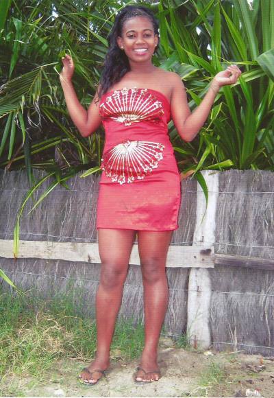Claudette 38 Jahre Toamasina Madagaskar