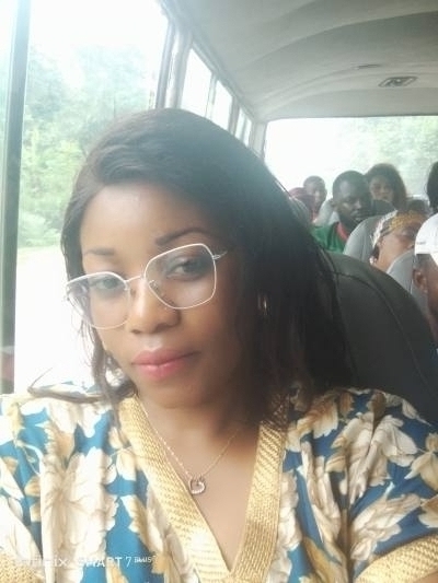 Christelle 34 ans Yaoundé Cameroun