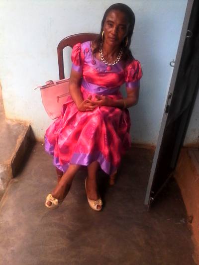 Adèle 52 years Yaounde Cameroon