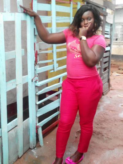 Brigitte 38 ans Yaoundé  Cameroun