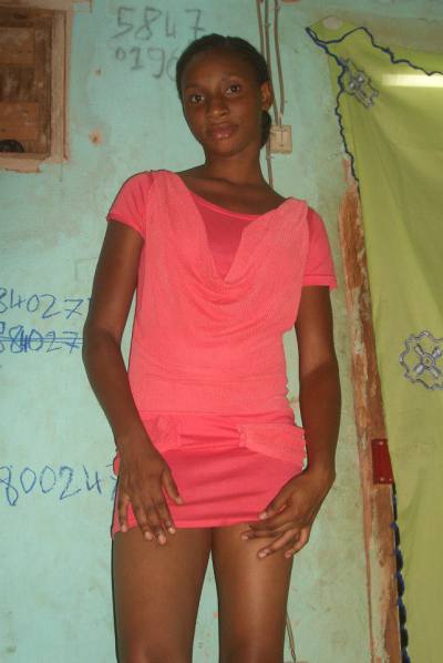 Emilie 33 ans Abidjan Côte d'Ivoire