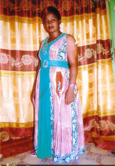 Eliane 44 Jahre Nanga Eboko Kamerun