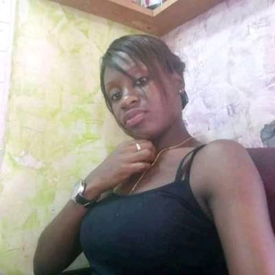 Lucie 27 ans Mfoundi4 Cameroun