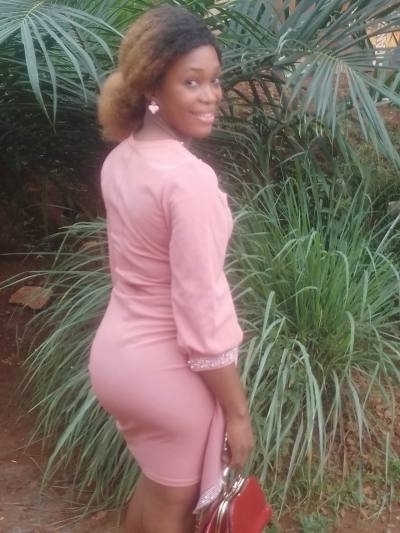 Cecile 31 ans Yaoundé Cameroun