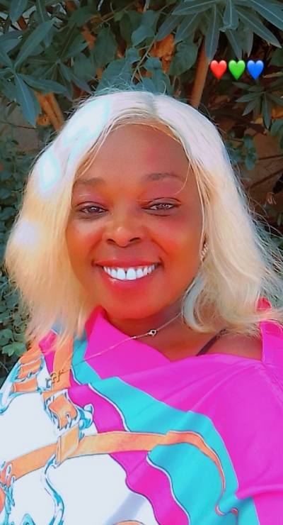 Carole 39 Jahre Yaoundé Cameroun