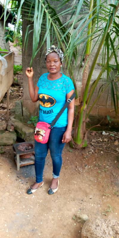 Celine 55 ans Yaoundé  Cameroun
