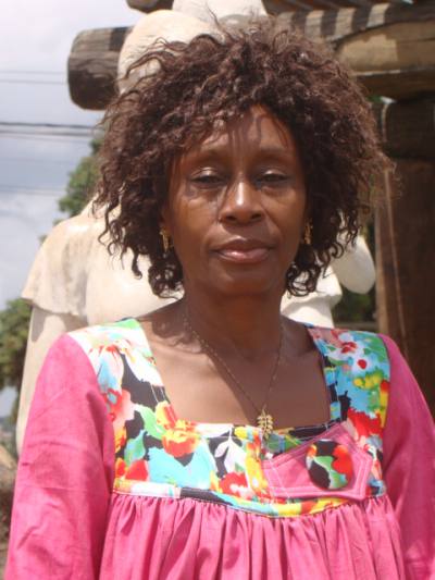Emilie 58 Jahre Nkolafamba Kamerun