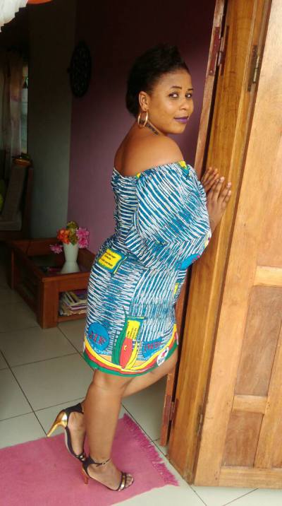 Carolla 34 Jahre Yaounde Kamerun