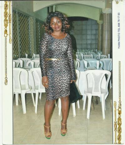 Josephine 39 years Yaoundé Cameroon
