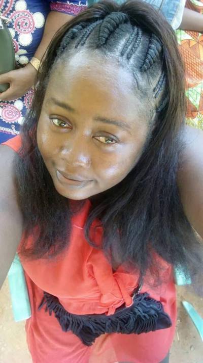 Vanessa 35 ans Yaoundé Cameroun